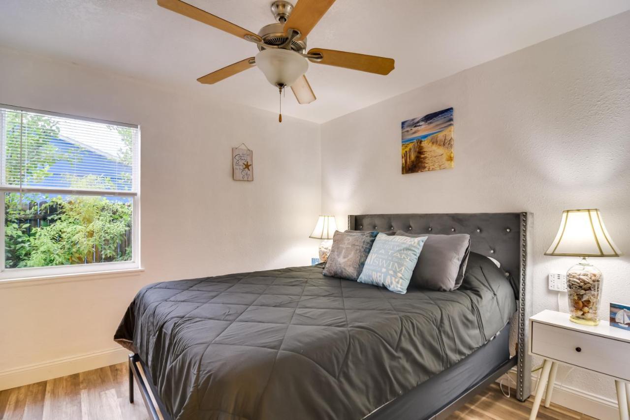 Pet-Friendly Gulfport Home Walkable Location! St. Petersburg Exterior foto